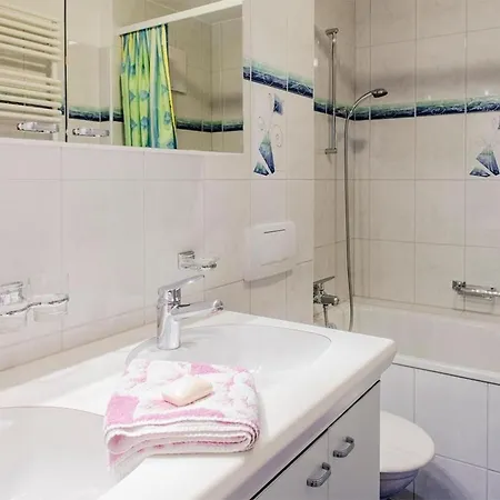 Chesa Lony By Interhome * Ла-Пунт-Чамуэшч